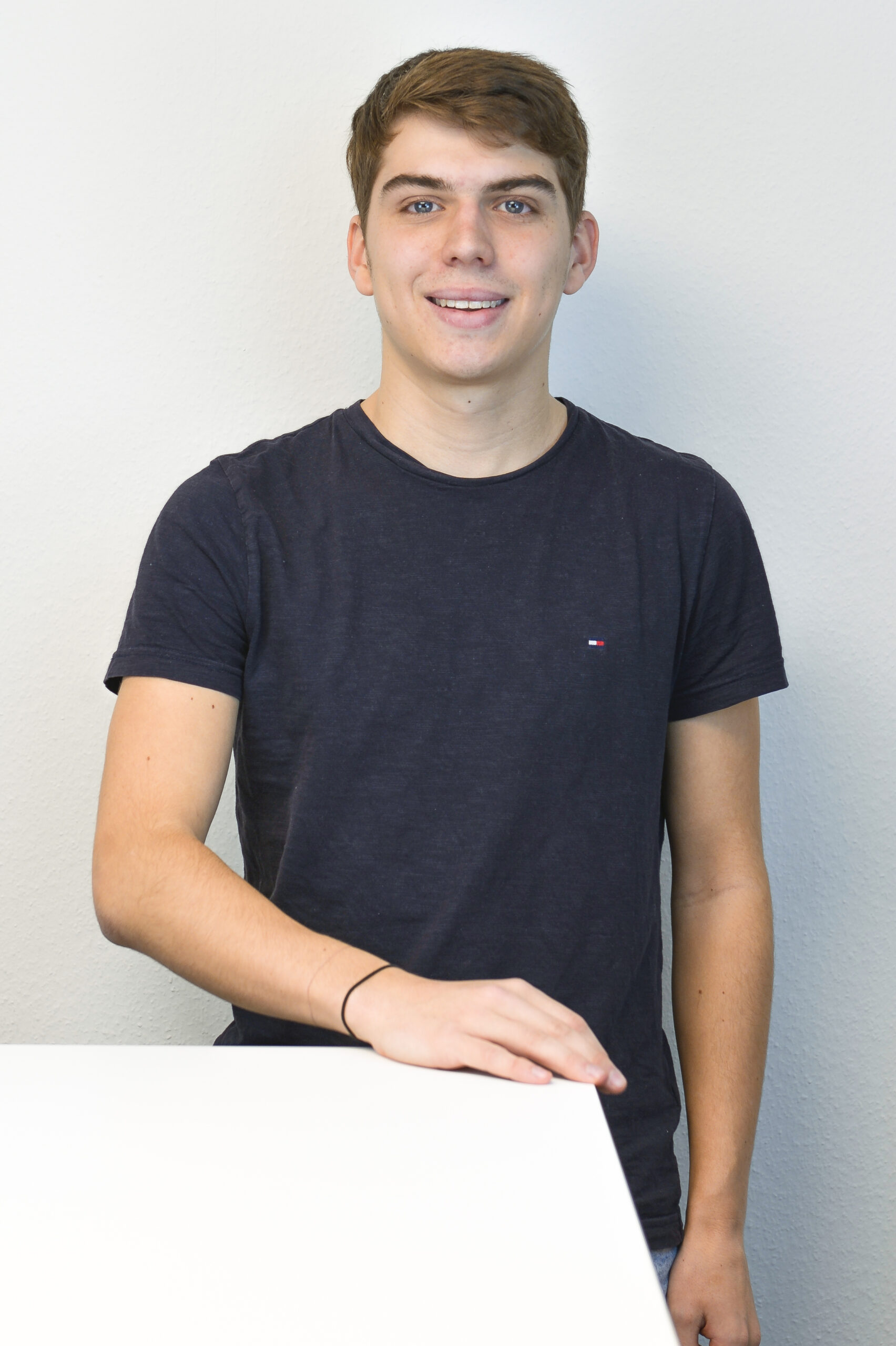 Damian Hocevar

Lernender

Telefon: +41 44 225 95 24
E-Mail: damian.hocevar@beageag.ch